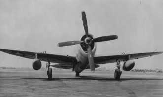 P47 Thundjug with drop tanks