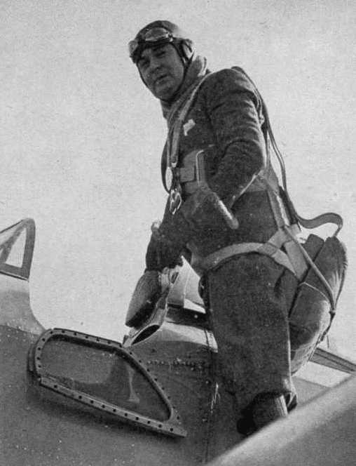 Mutt Summers getting into a Vickers Wellesley